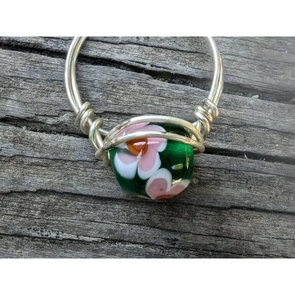 Vintage Flower Glass Ring, Size 10 1/2 Ring - Picture 5 of 10